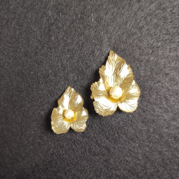 Vintage Brooch set - Picture 3 of 3